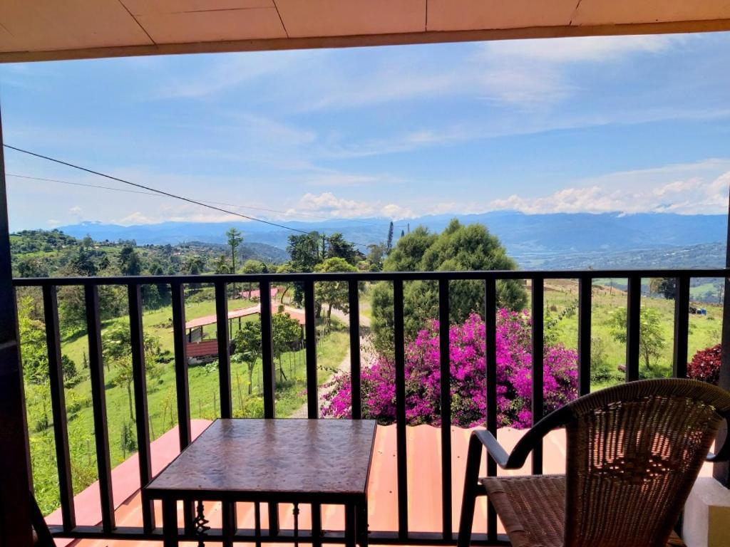 Guayabo Lodge Santa Cruz  Eksteriør bilde