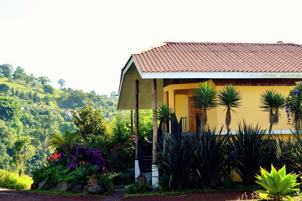 Guayabo Lodge Santa Cruz  Eksteriør bilde