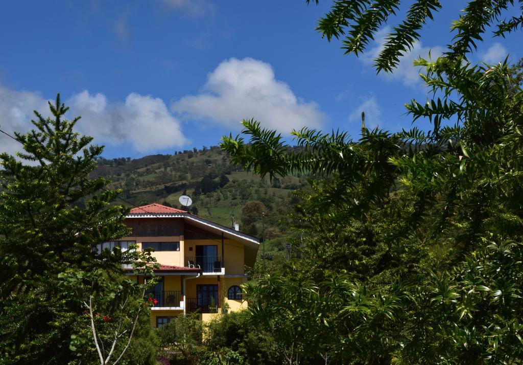Guayabo Lodge Santa Cruz  Eksteriør bilde